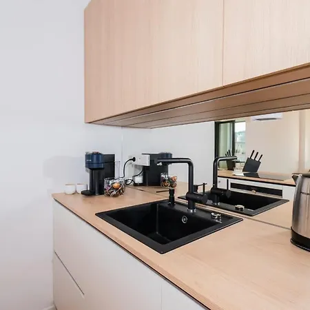 Apartmán Sky Park Tower - Free Parking & Modern Style Bratislava